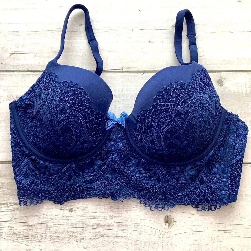 *Final Price* Victoria’s Secret Body by Victoria Lined Demi blue lace 34B EUC